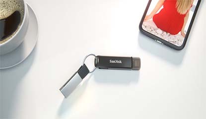 Western Digital Presents its First 2-in-1 Flash Drive